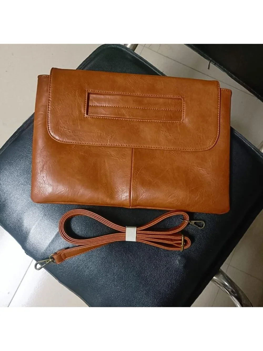 Stylish PU Leather Women's Clutch & Messenger Bag - Large Capacity Handbag